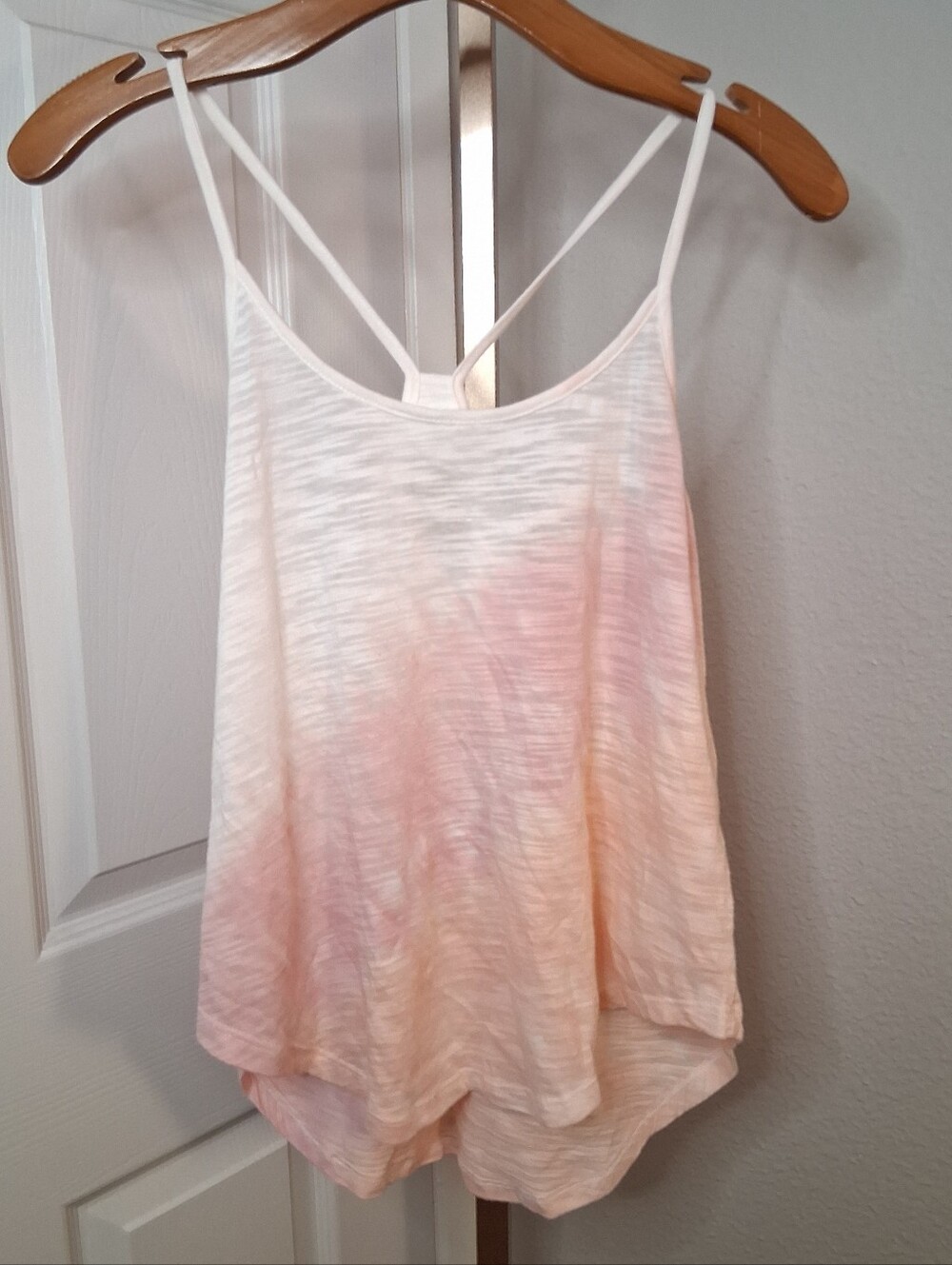 Chaser Summer Pink Ombre Tank Top Small